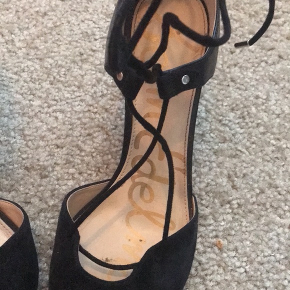 Sam Edelman crisscross tie up pointed toe zip back size 8 1/2 black heels - Picture 2 of 9